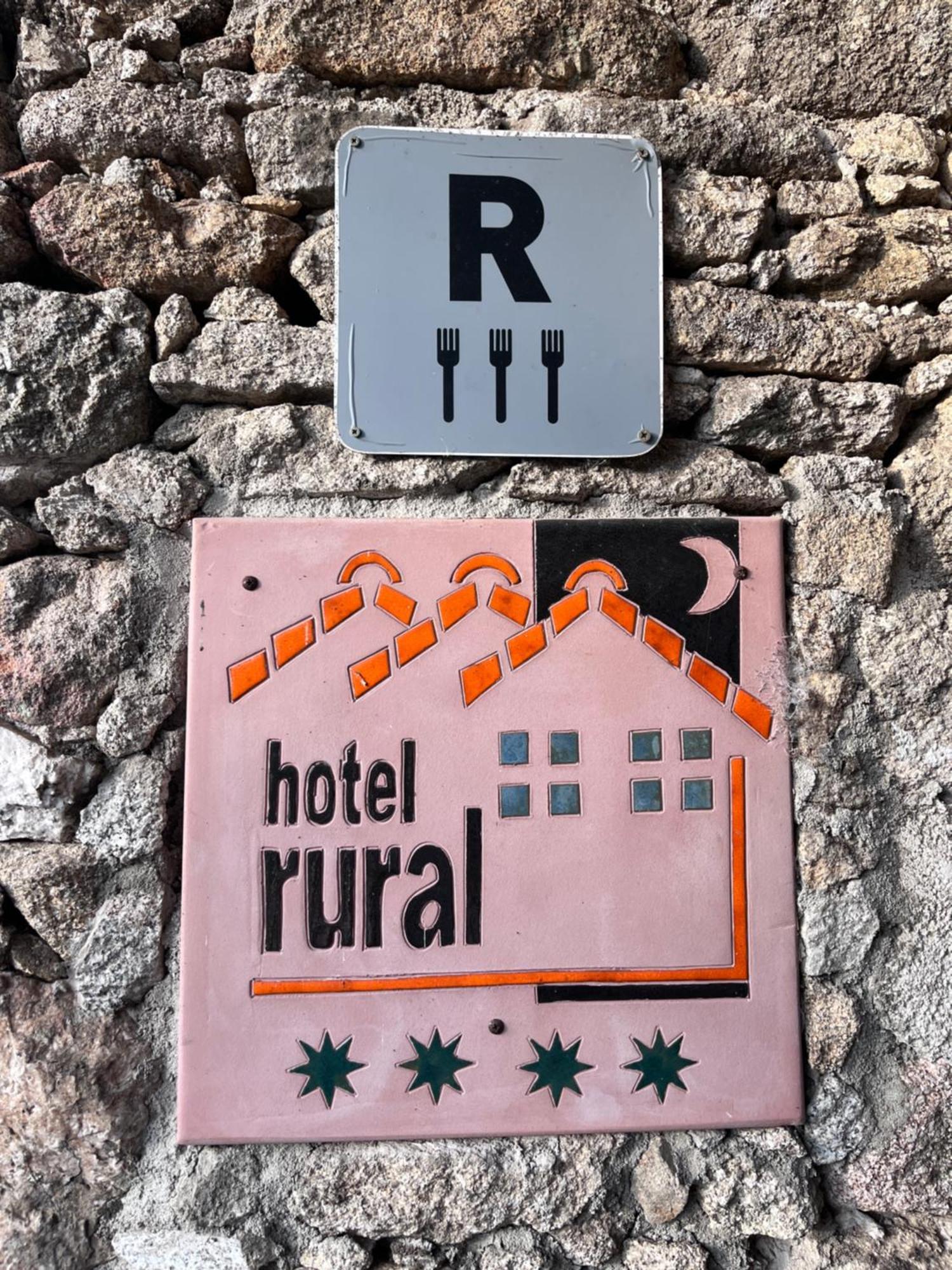 Hotel Casas Del Sevillano El Tornadizo Bagian luar foto