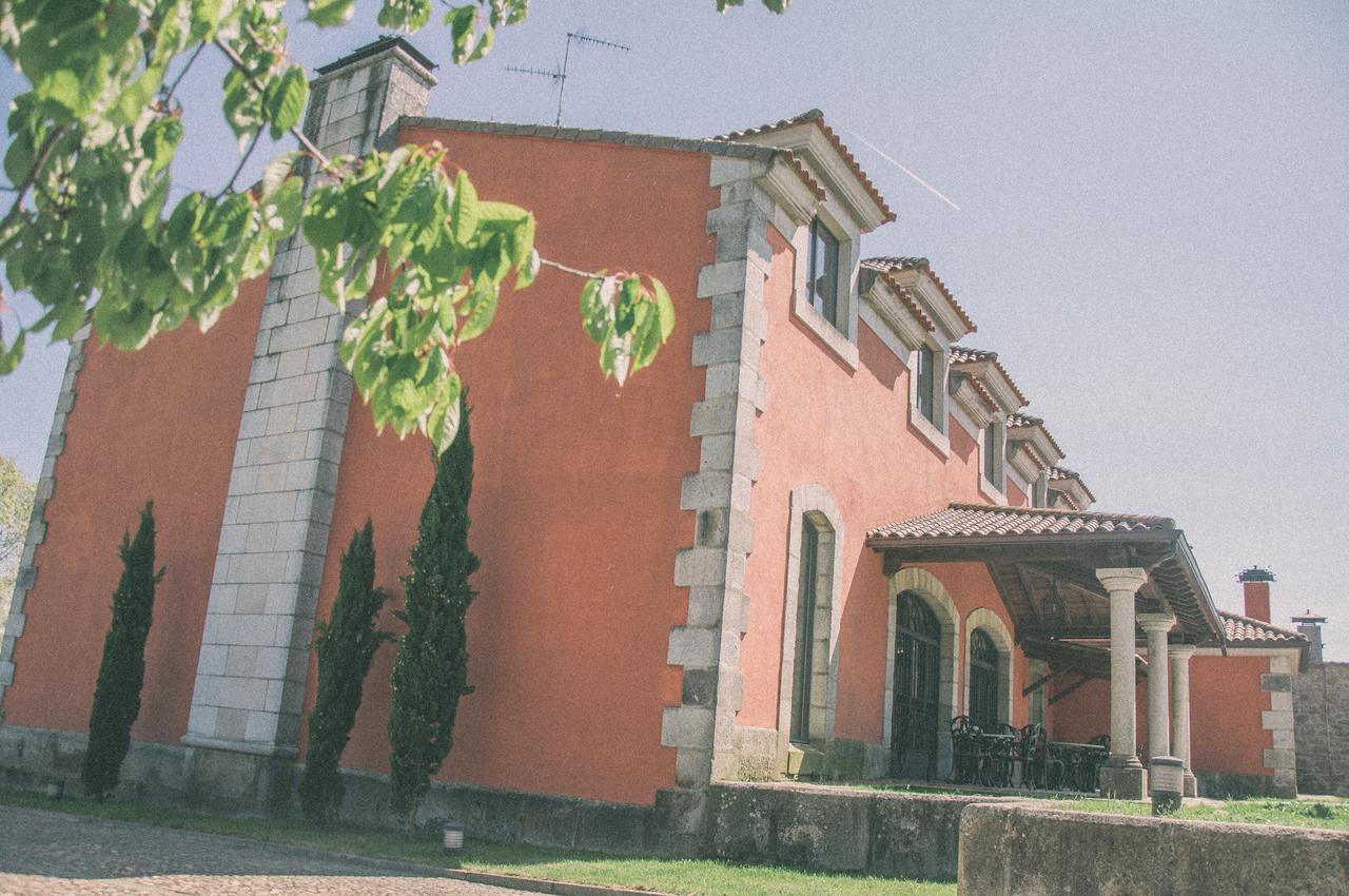 Hotel Casas Del Sevillano El Tornadizo Bagian luar foto